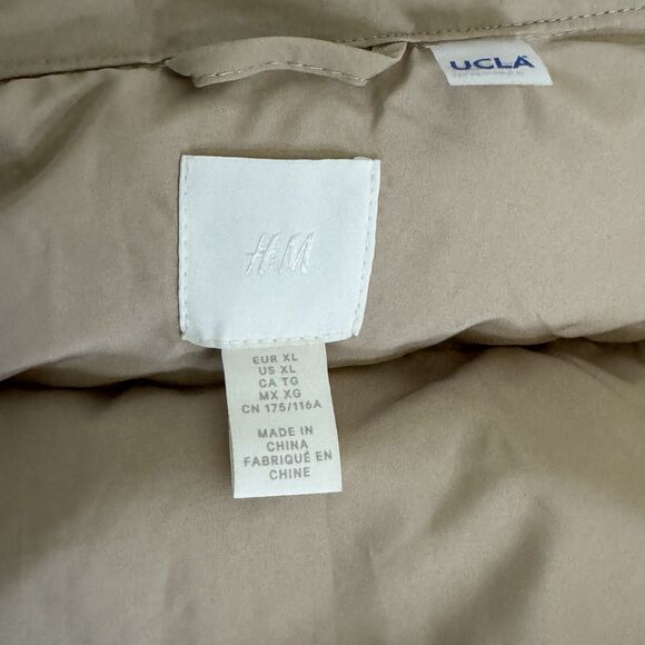 HM Vest Women XL Beige Quilted UCLA Collegiate Alumni Versatile Gorpcore Active - Picture 6 of 7
